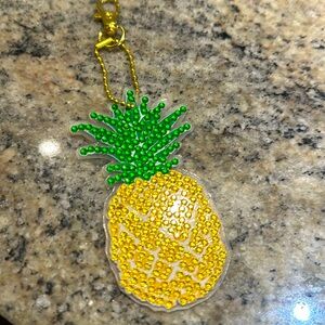 Sparkly pineapple keychain